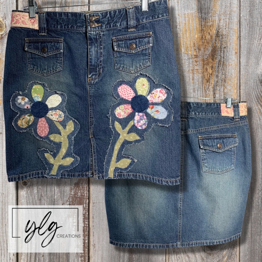 Old Navy Denim Jean Skirt Floral Appliqué Boho Pink Blue Patches Daisy 10
